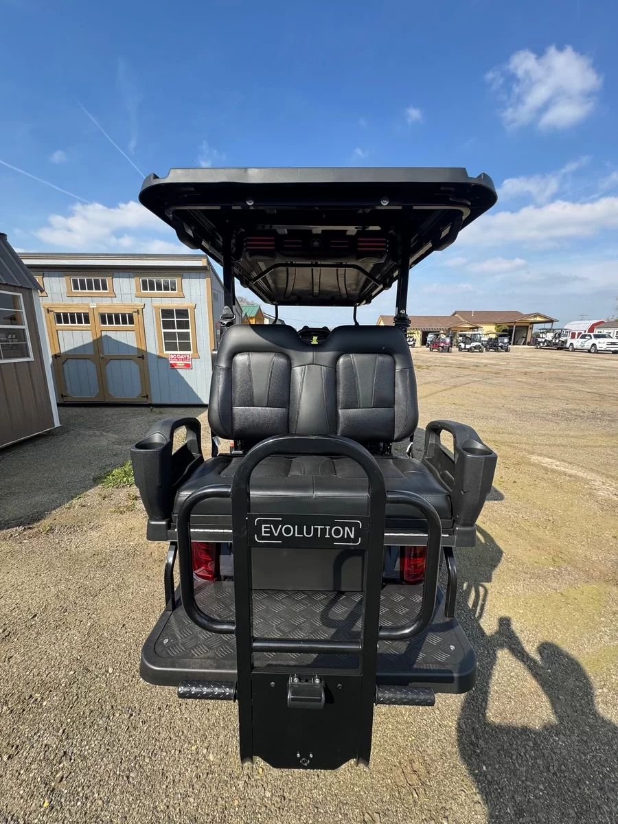 Evolution D5 Maverick seating