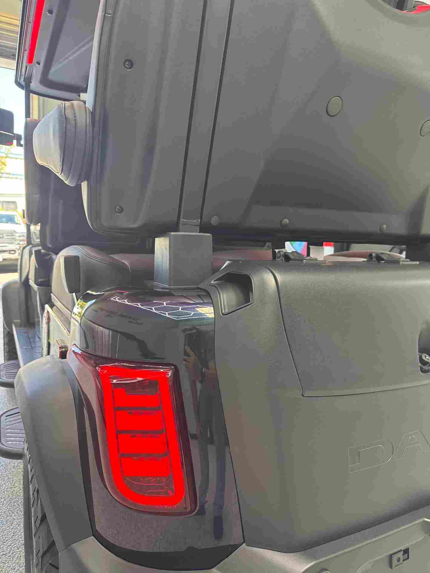 New 2026 Dach Apollo Gen 2 in Chameleon — photo 12 of 13