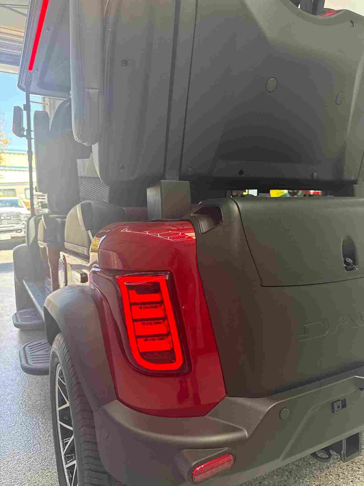 New 2026 Dach Apollo Gen 2 in Red — photo 11 of 12
