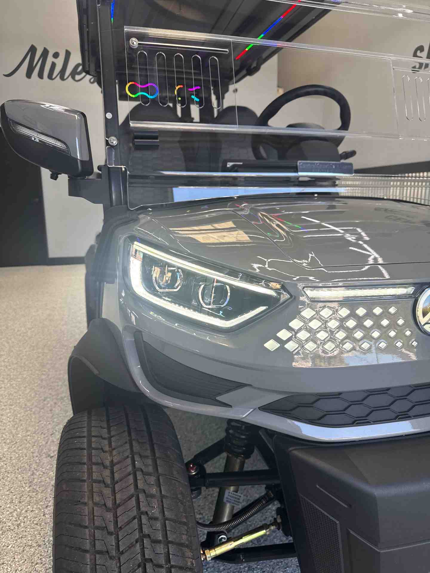 Used 2026 Madjax Ascent in Gray — photo 4 of 13