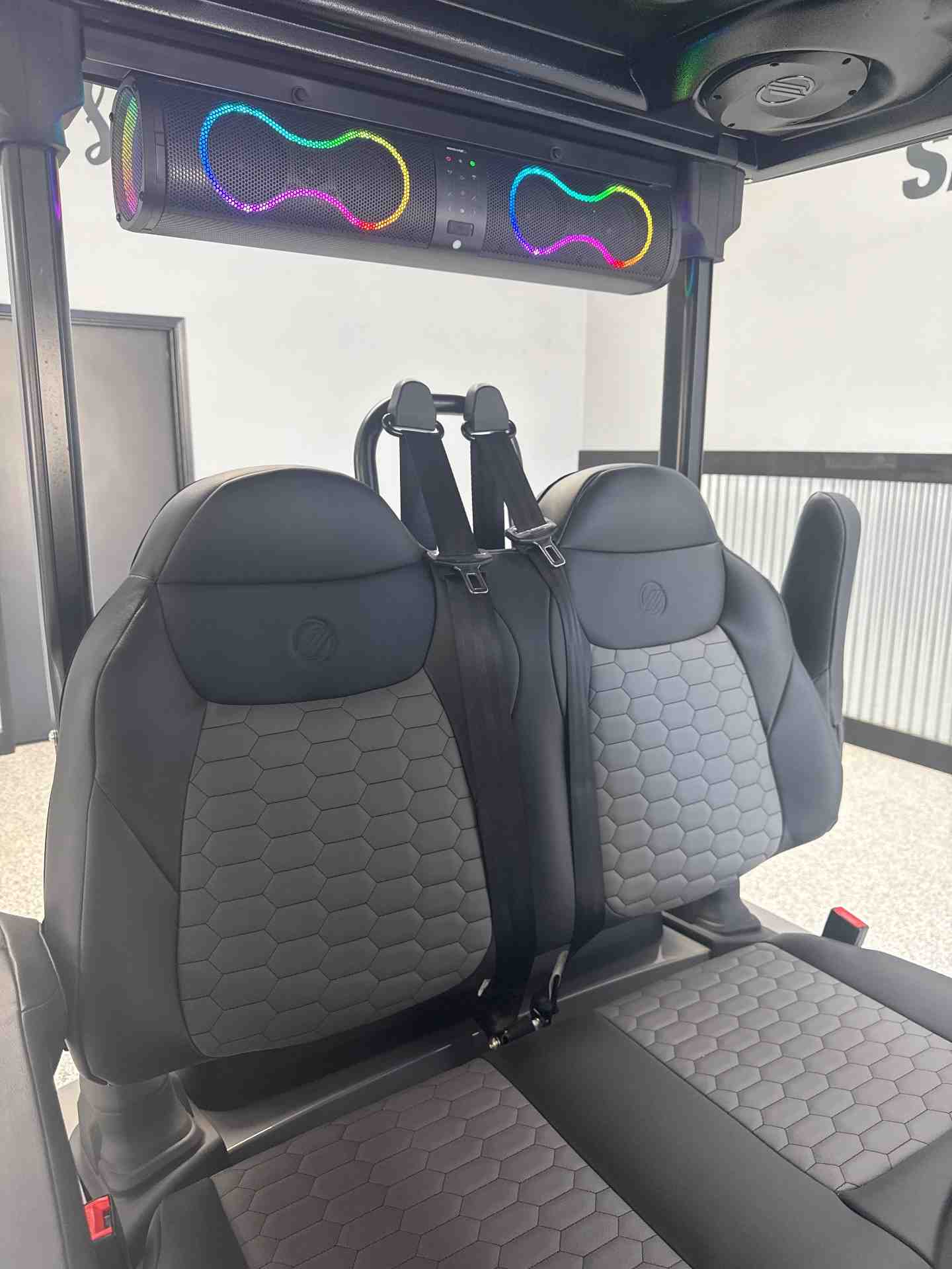 Used 2026 Madjax Ascent in Gray — photo 9 of 13