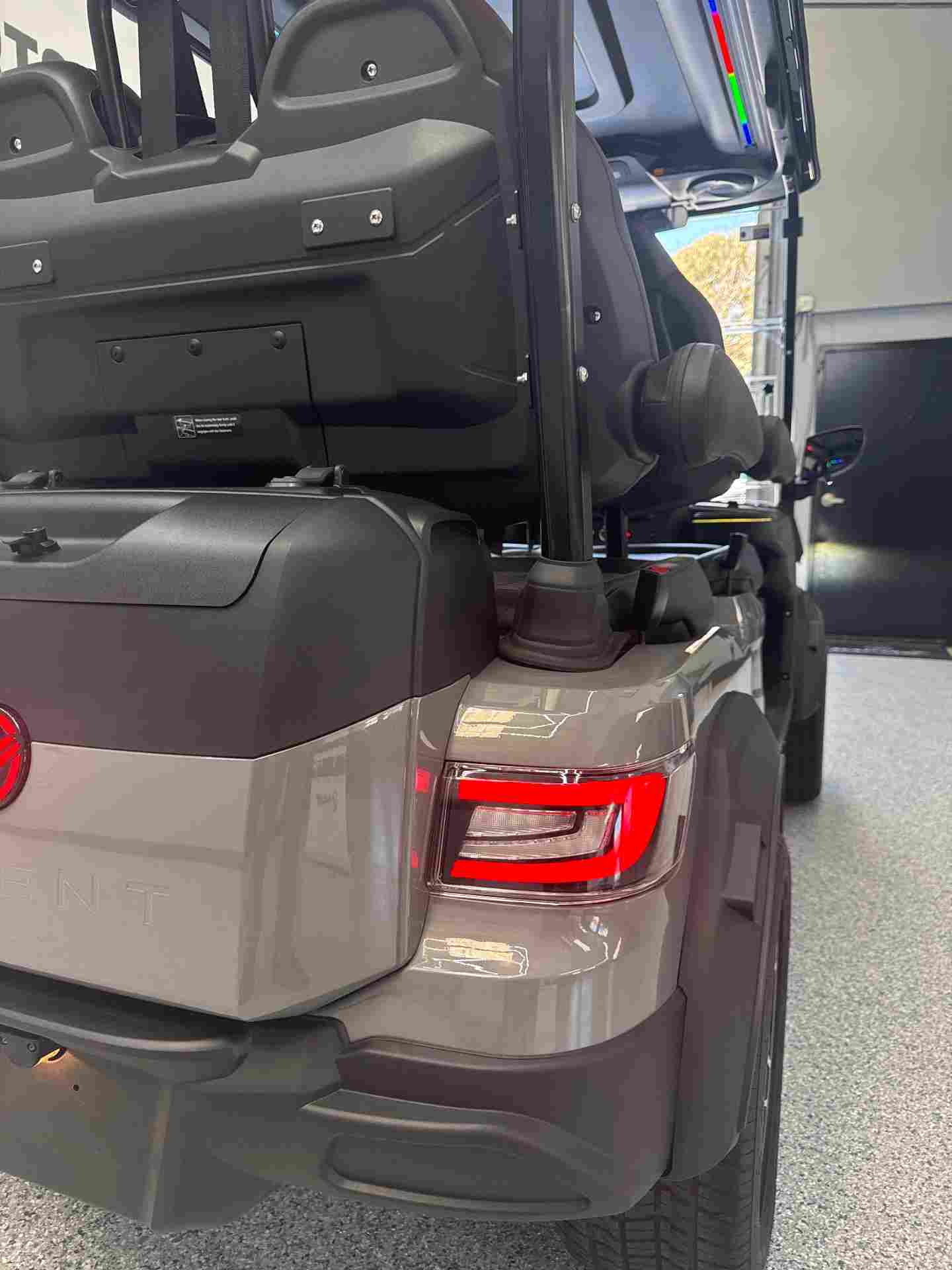 Used 2026 Madjax Ascent in Gray — photo 11 of 13