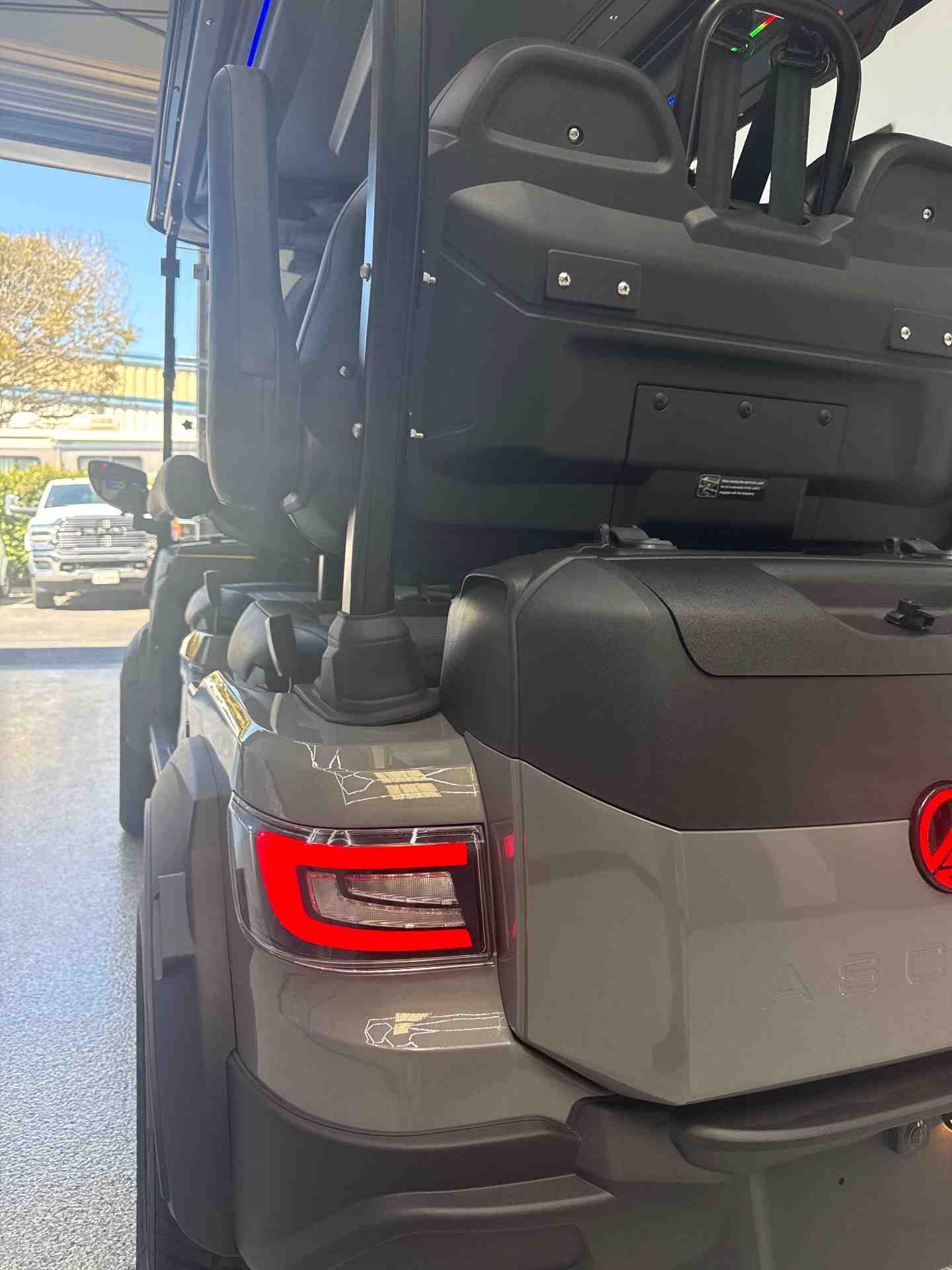 Used 2026 Madjax Ascent in Gray — photo 12 of 13