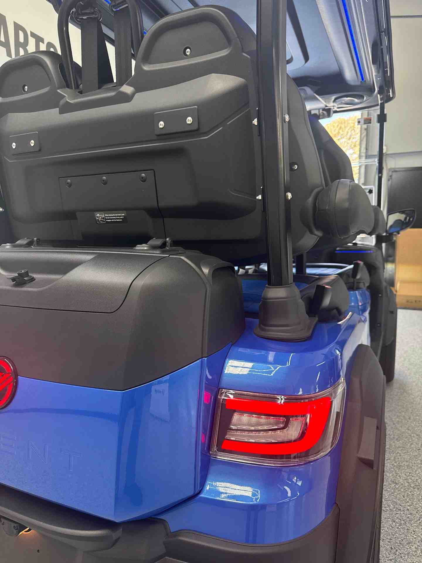 20260911_143653022_1-3 New 2026 Madjax Ascent in Blue — photo 10 of 13