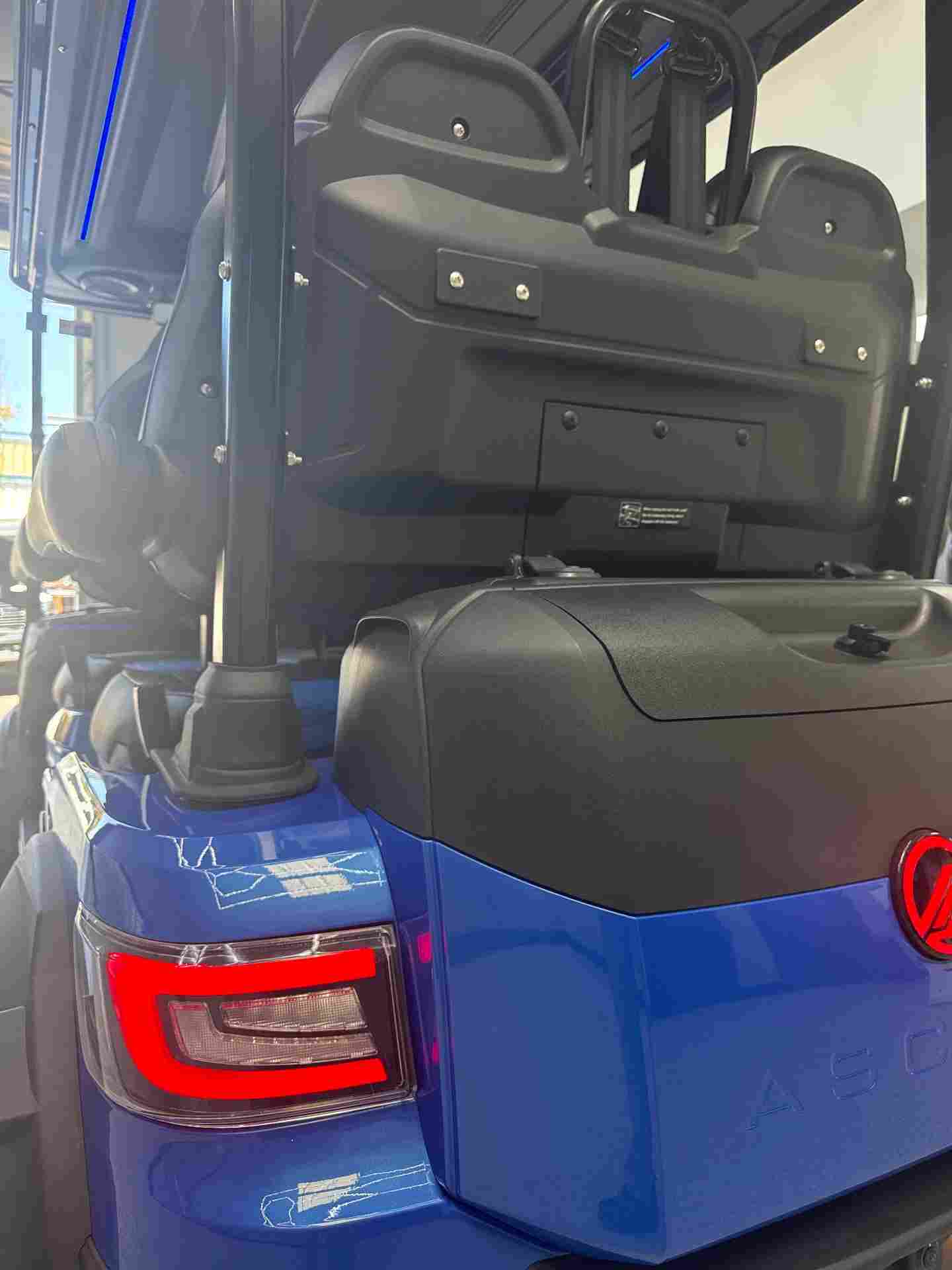 New 2026 Madjax Ascent in Blue — photo 11 of 13