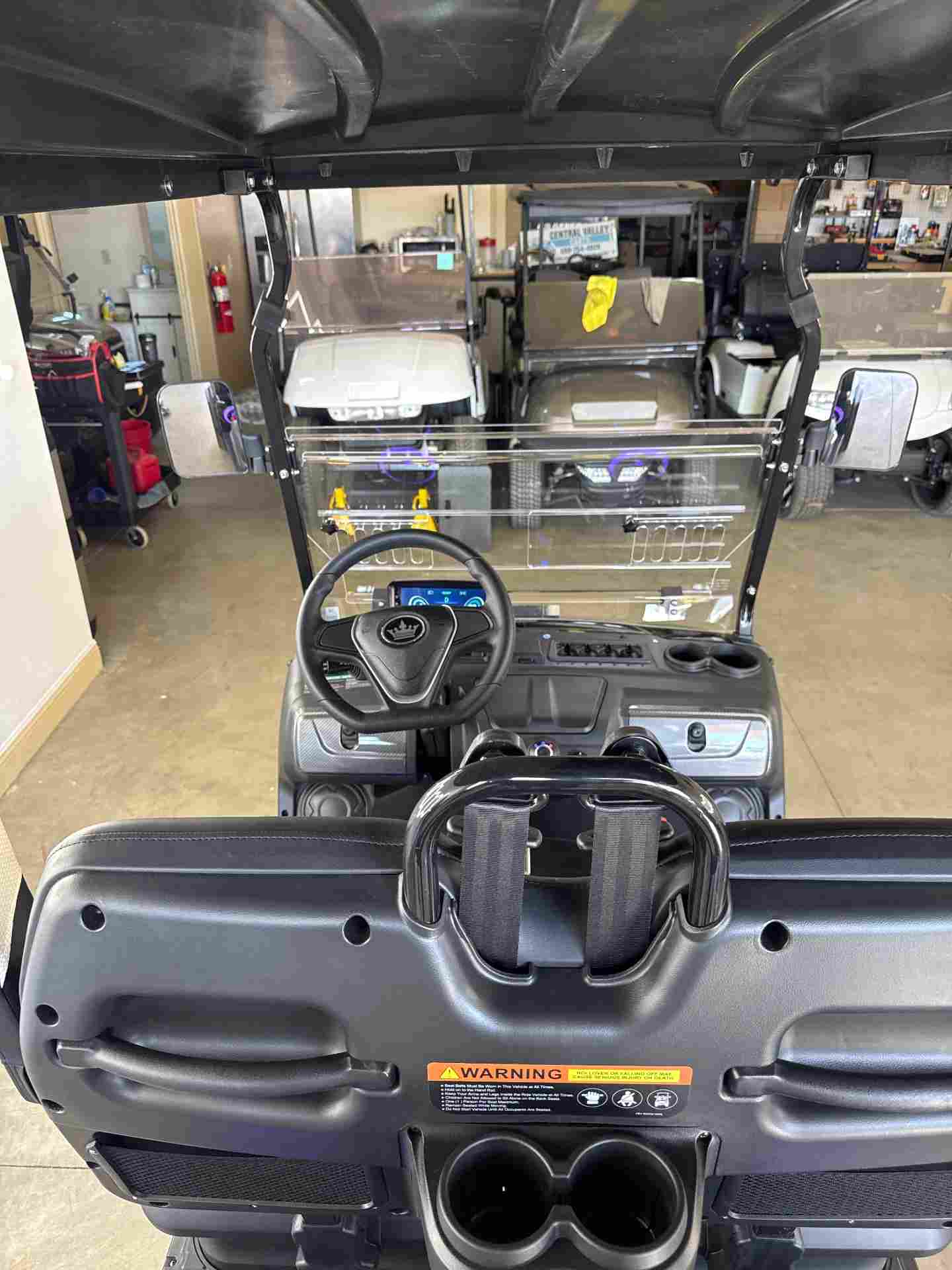 New 2027 Evolution D5 Ranger 4 Plus in Black Sapphire — photo 7 of 8