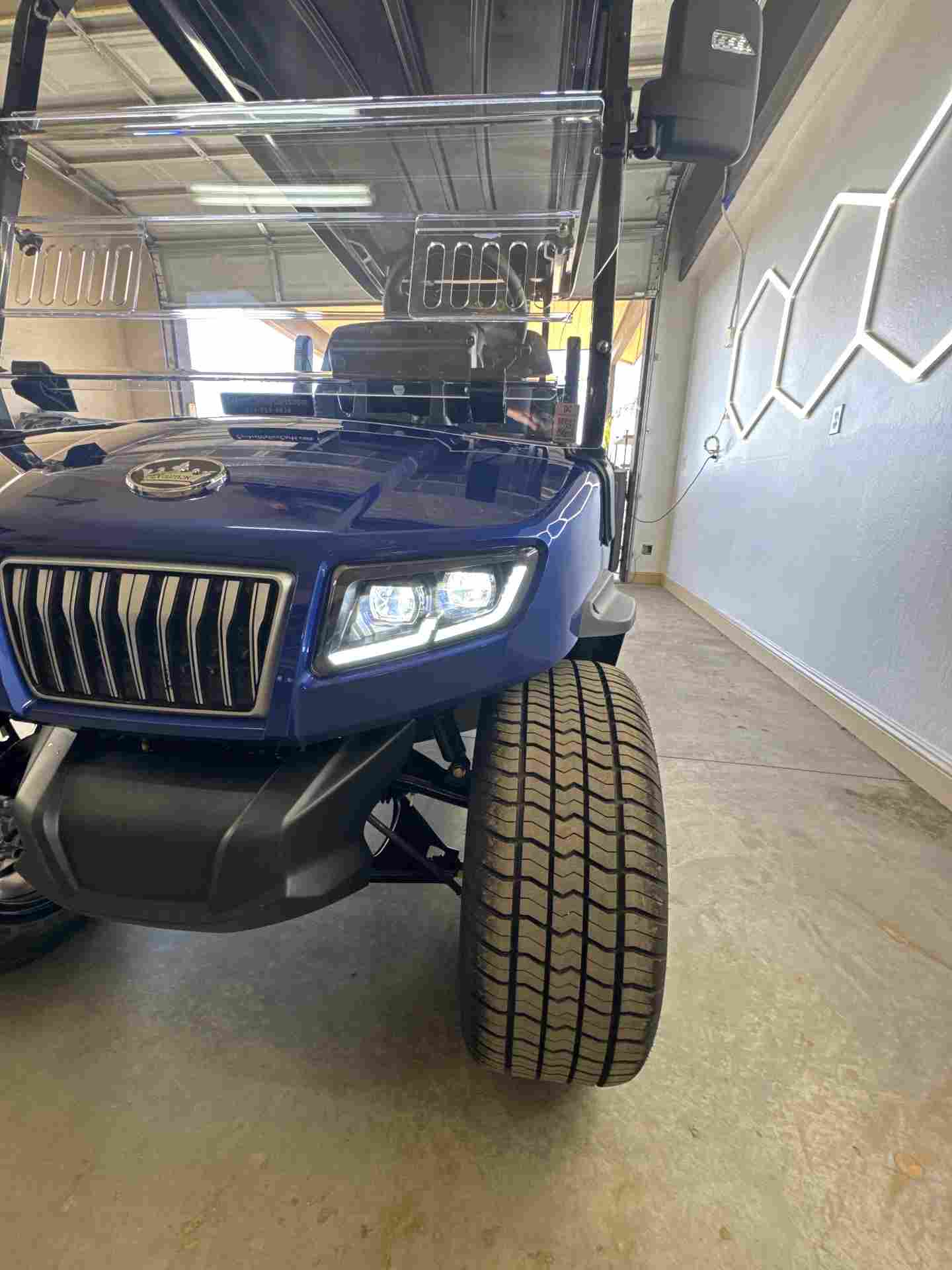 New 2027 Evolution D5 Ranger 4 Plus in Portimao Blue — photo 4 of 8