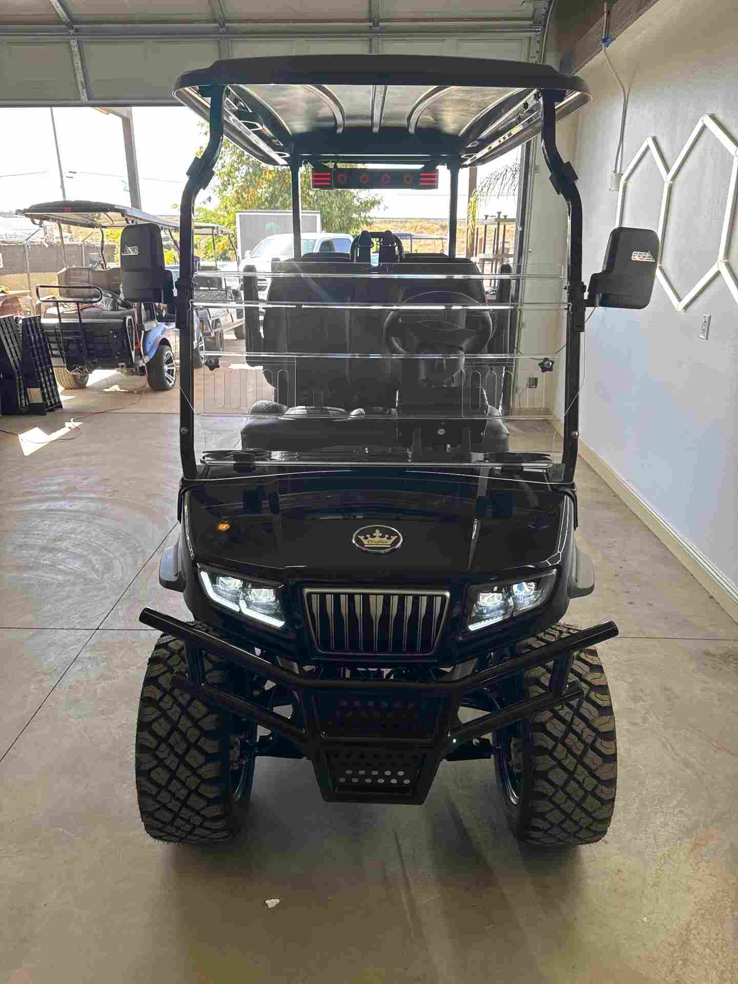 New 2027 Evolution D5 Maverick 4 Plus in Black Sapphire — photo 2 of 8