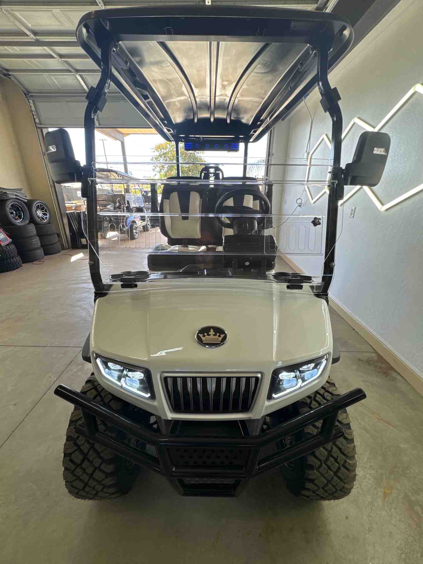 New 2027 Evolution D5 Maverick 4 Plus in Pearl White — photo 2 of 8
