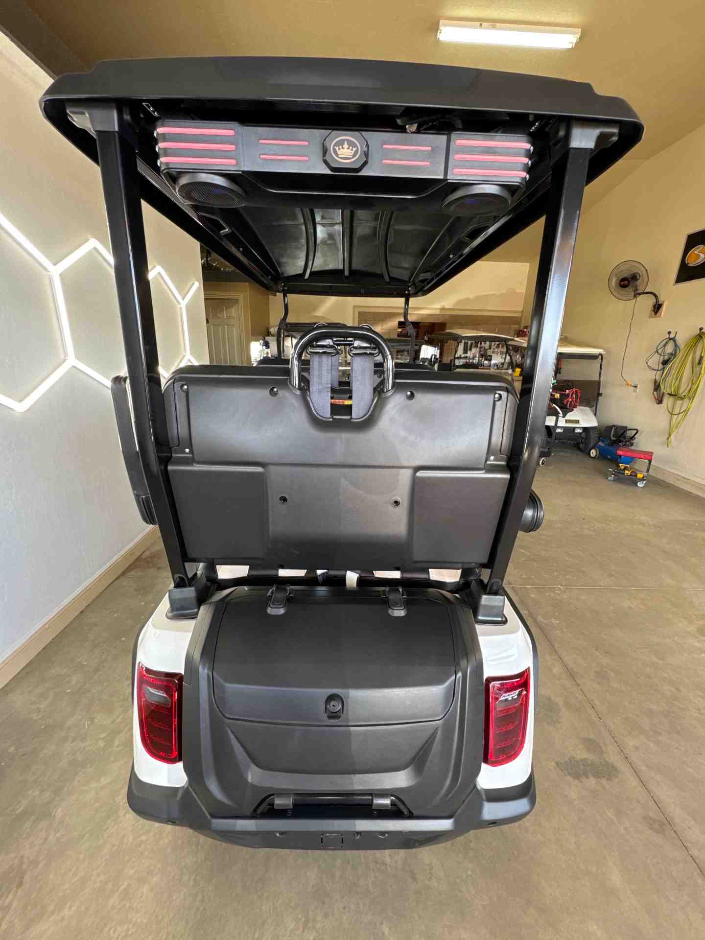 New 2027 Evolution D5 Maverick 4 Plus in Pearl White — photo 5 of 8