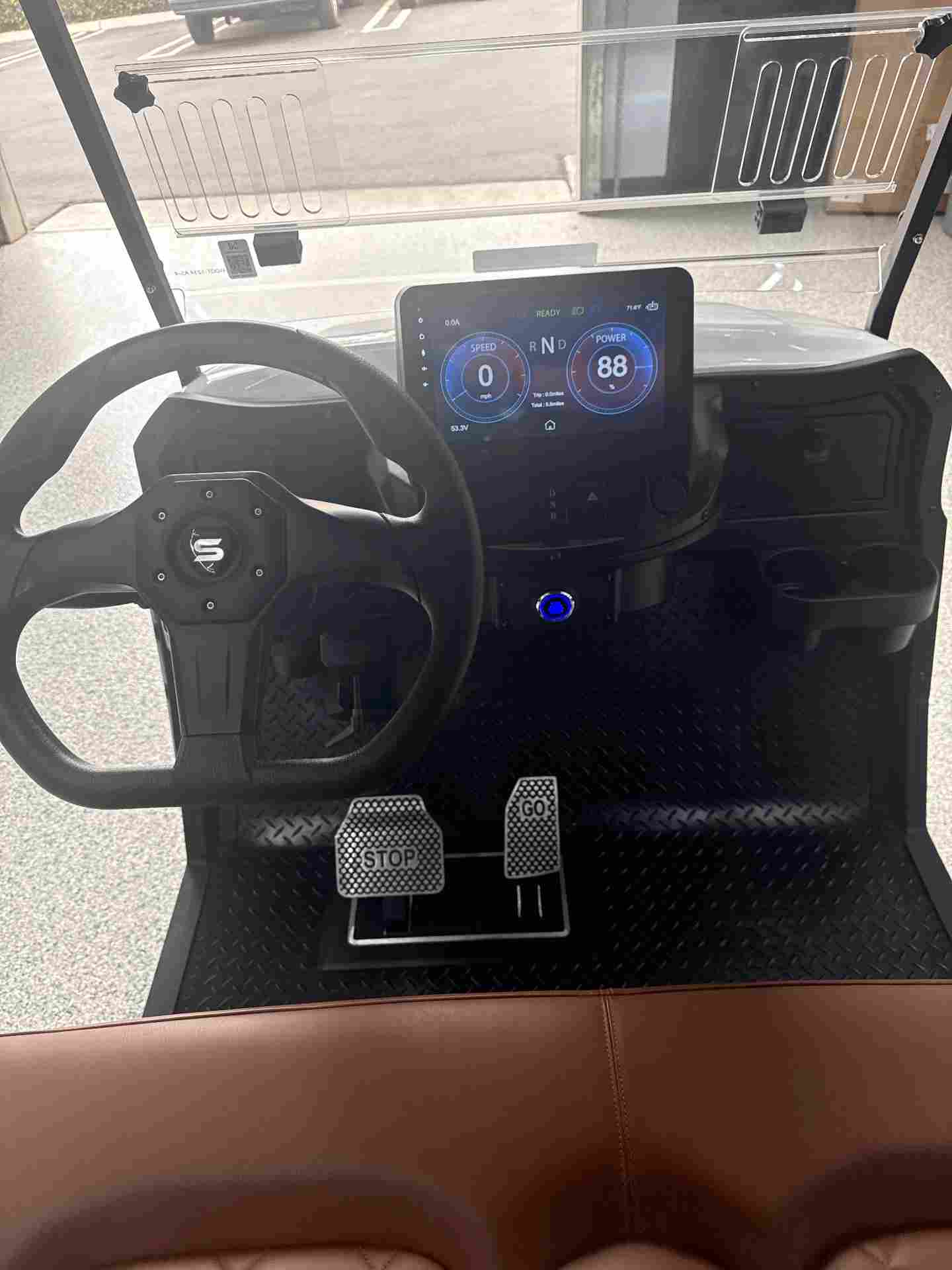 New 2026 Solana F 6P in White — photo 6 of 12