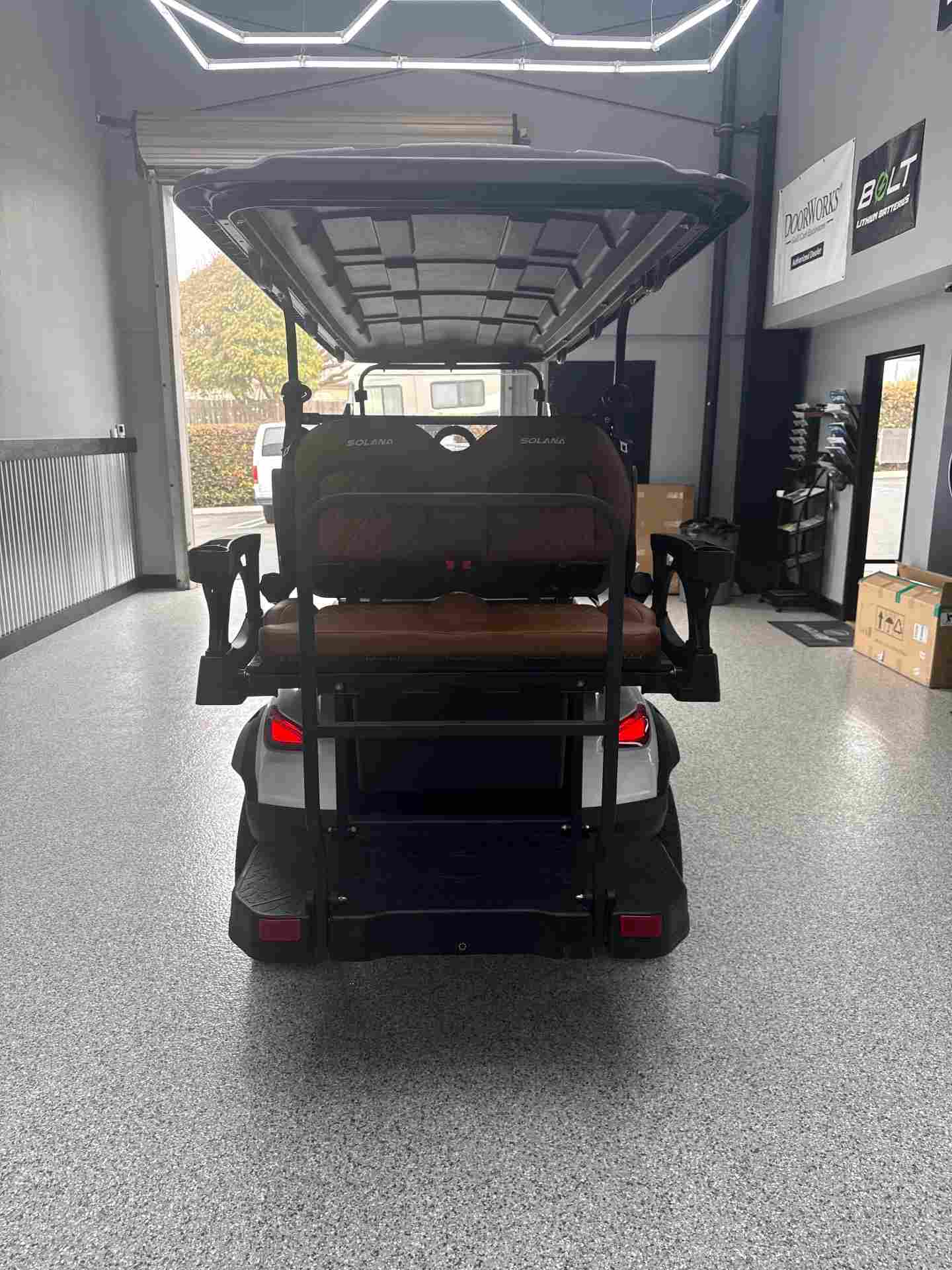 New 2026 Solana F 6P in White — photo 8 of 12