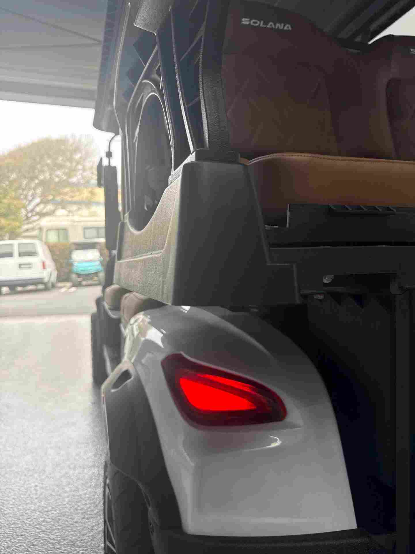 New 2026 Solana F 6P in White — photo 11 of 12