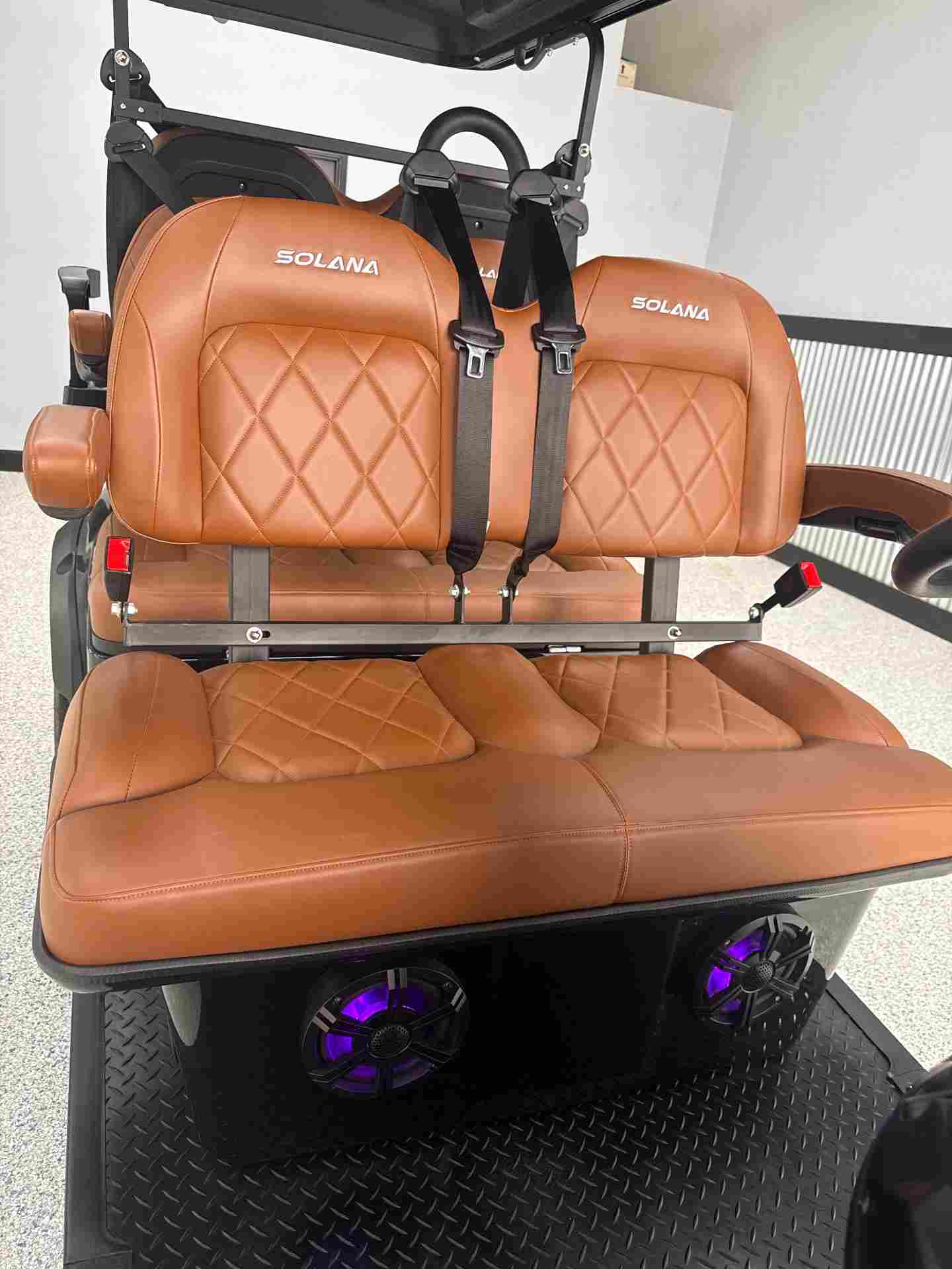 New 2026 Solana F 6P in Black — photo 5 of 12