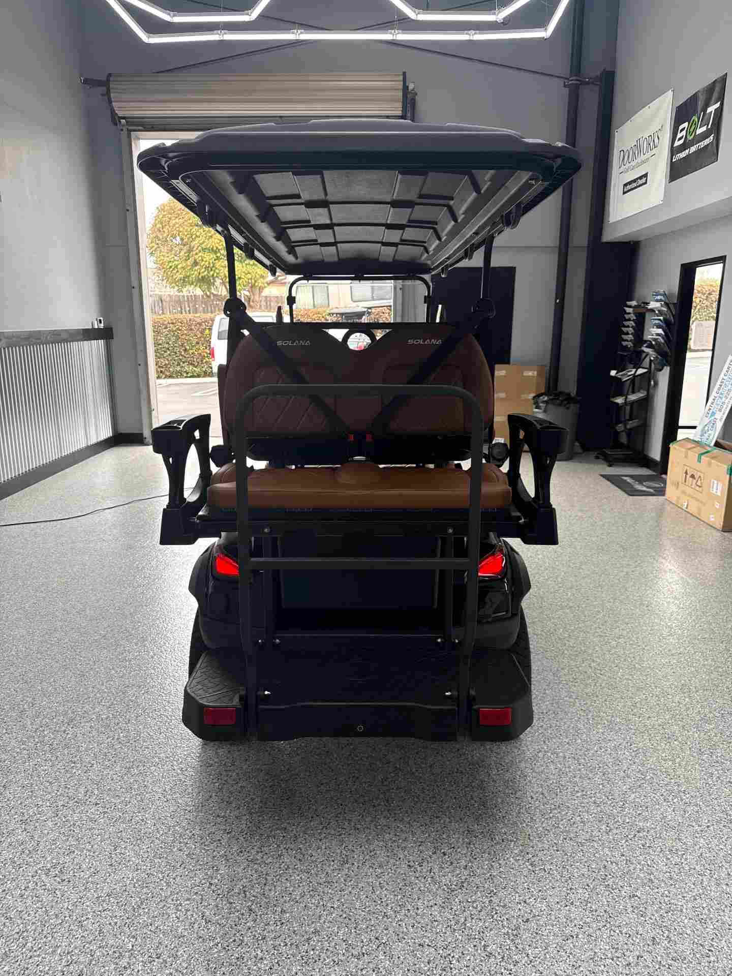 New 2026 Solana F 6P in Black — photo 8 of 12