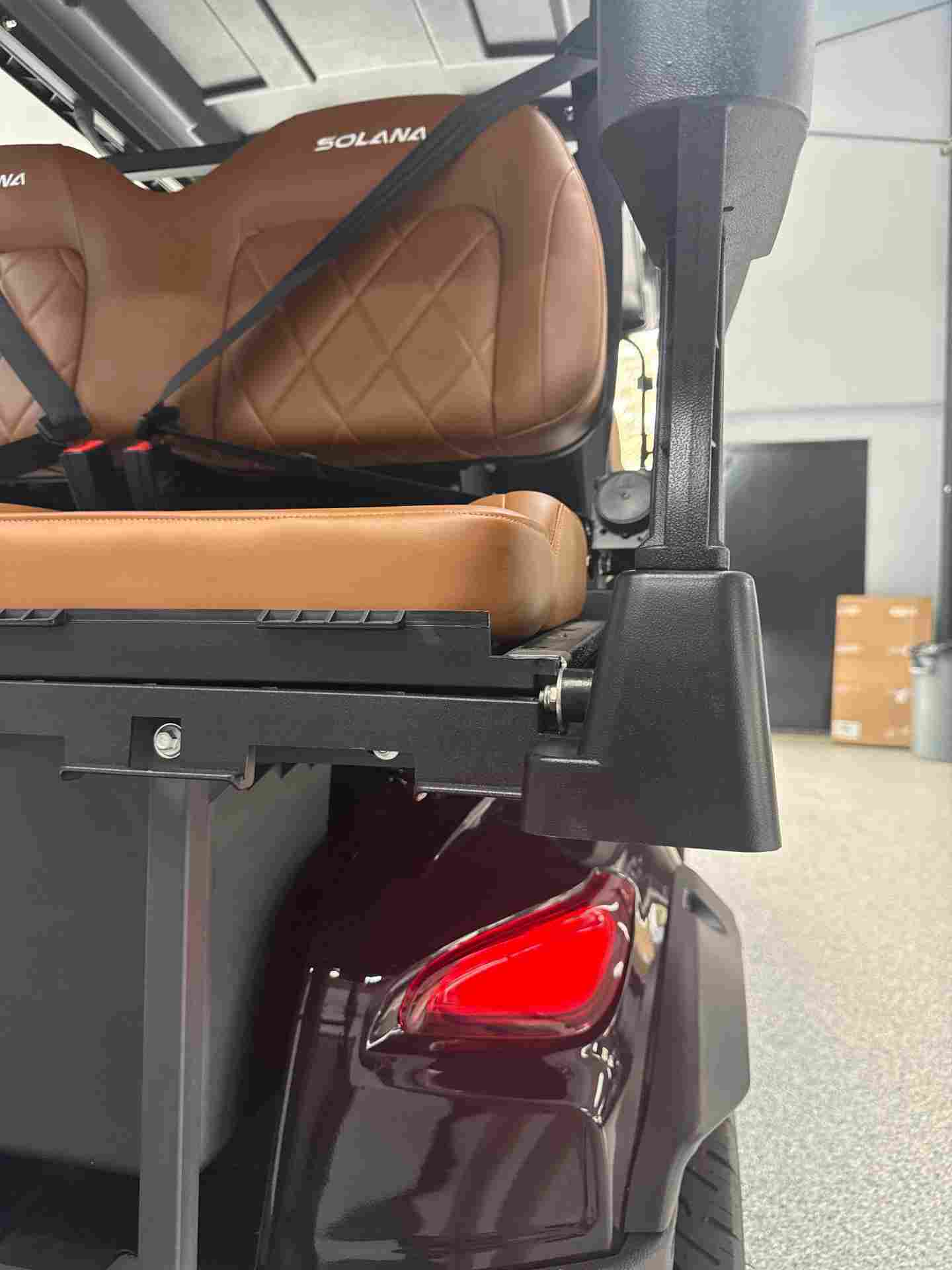 New 2026 Solana F 6P in Black — photo 10 of 12
