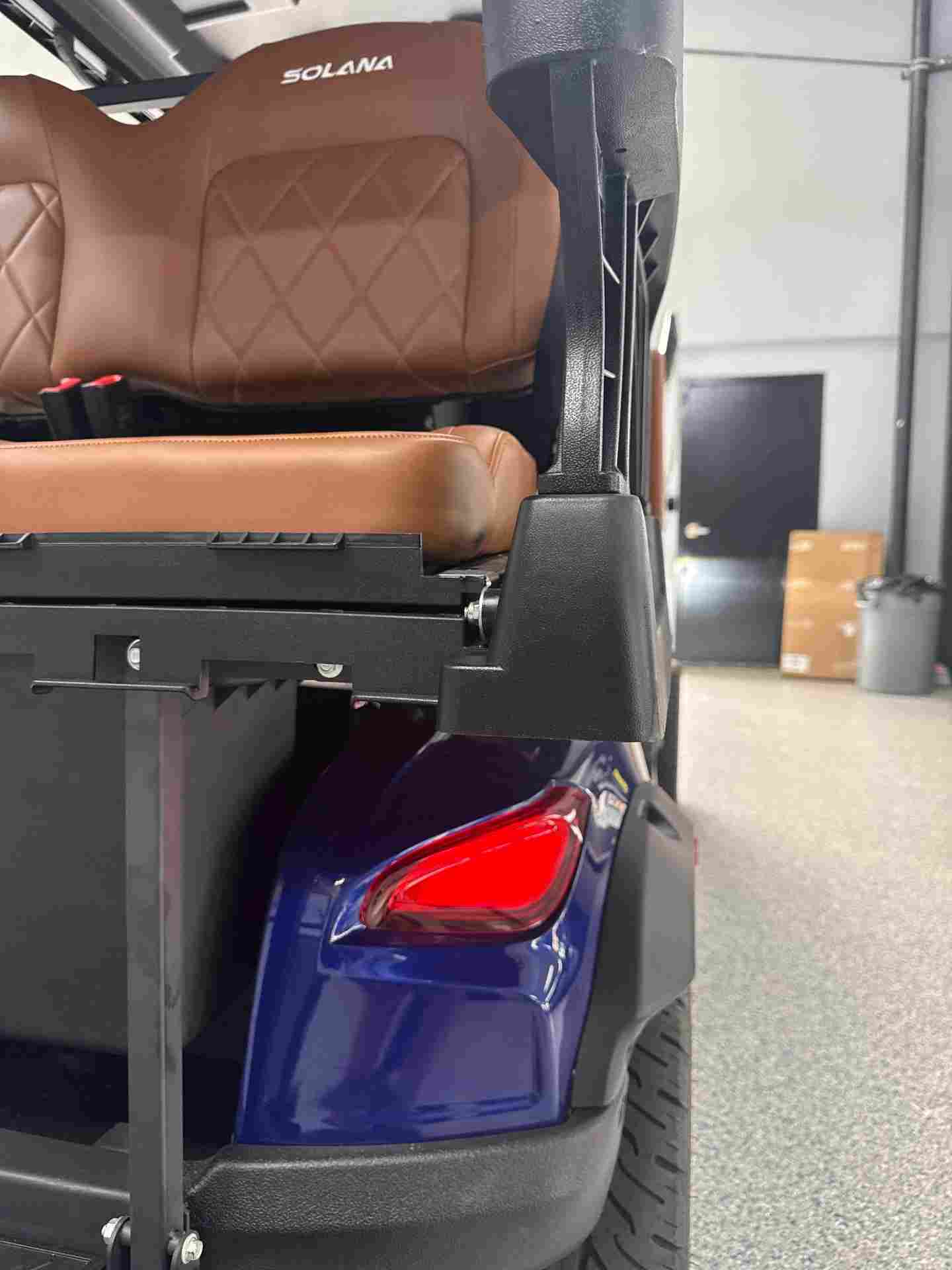 New 2026 Solana F 6P in Blue — photo 10 of 12