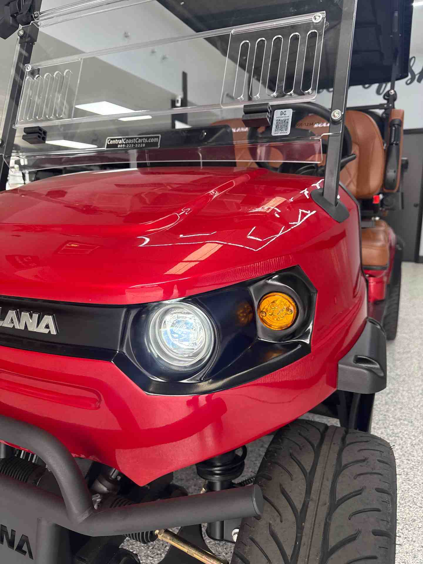 New 2026 Solana F 6P in Red — photo 3 of 12