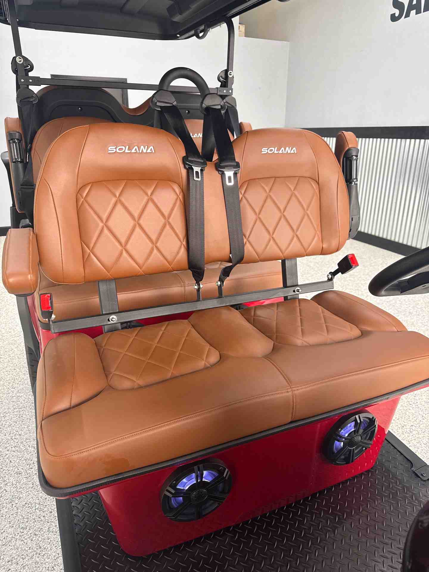 New 2026 Solana F 6P in Red — photo 5 of 12
