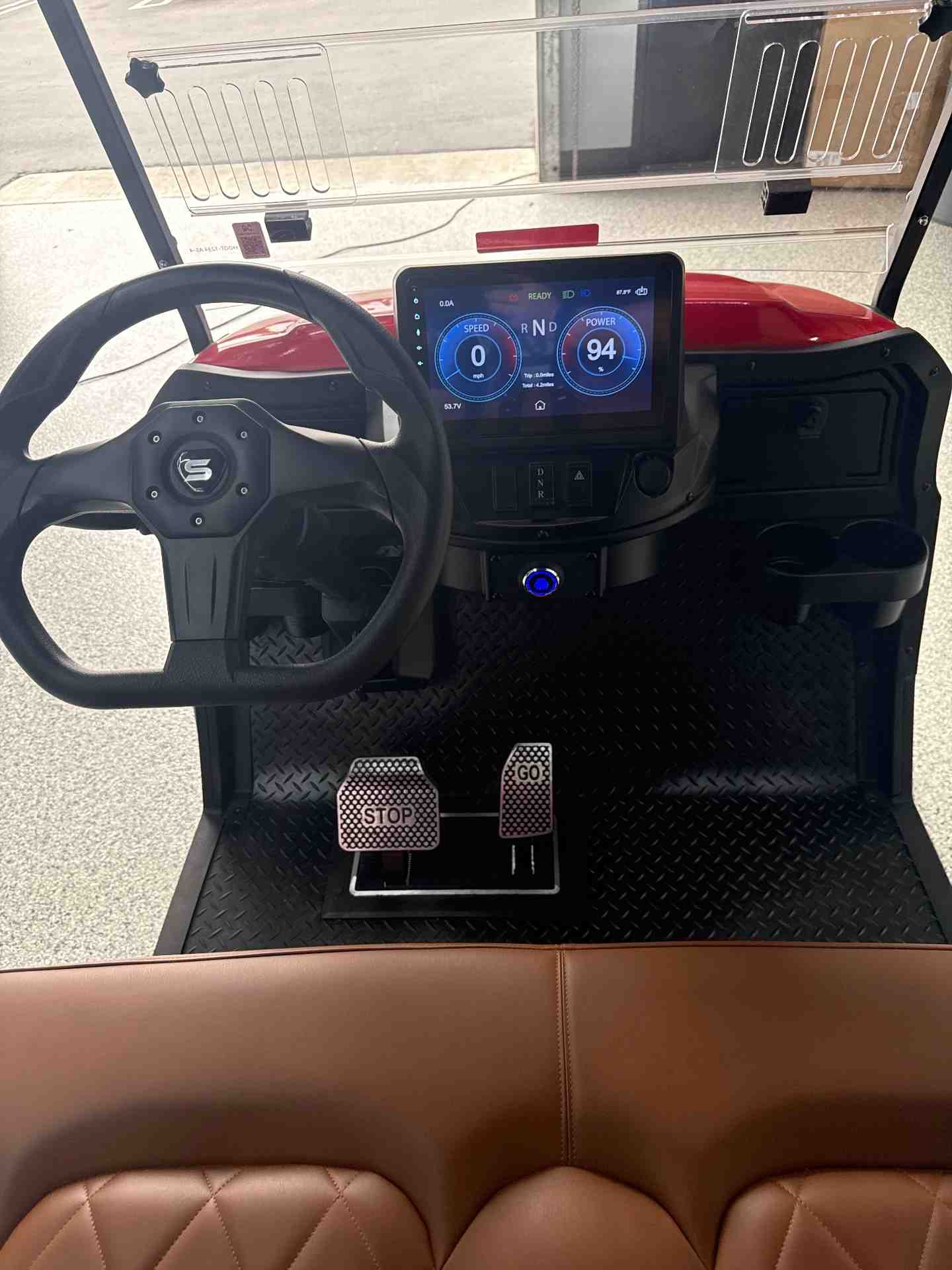 New 2026 Solana F 6P in Red — photo 6 of 12