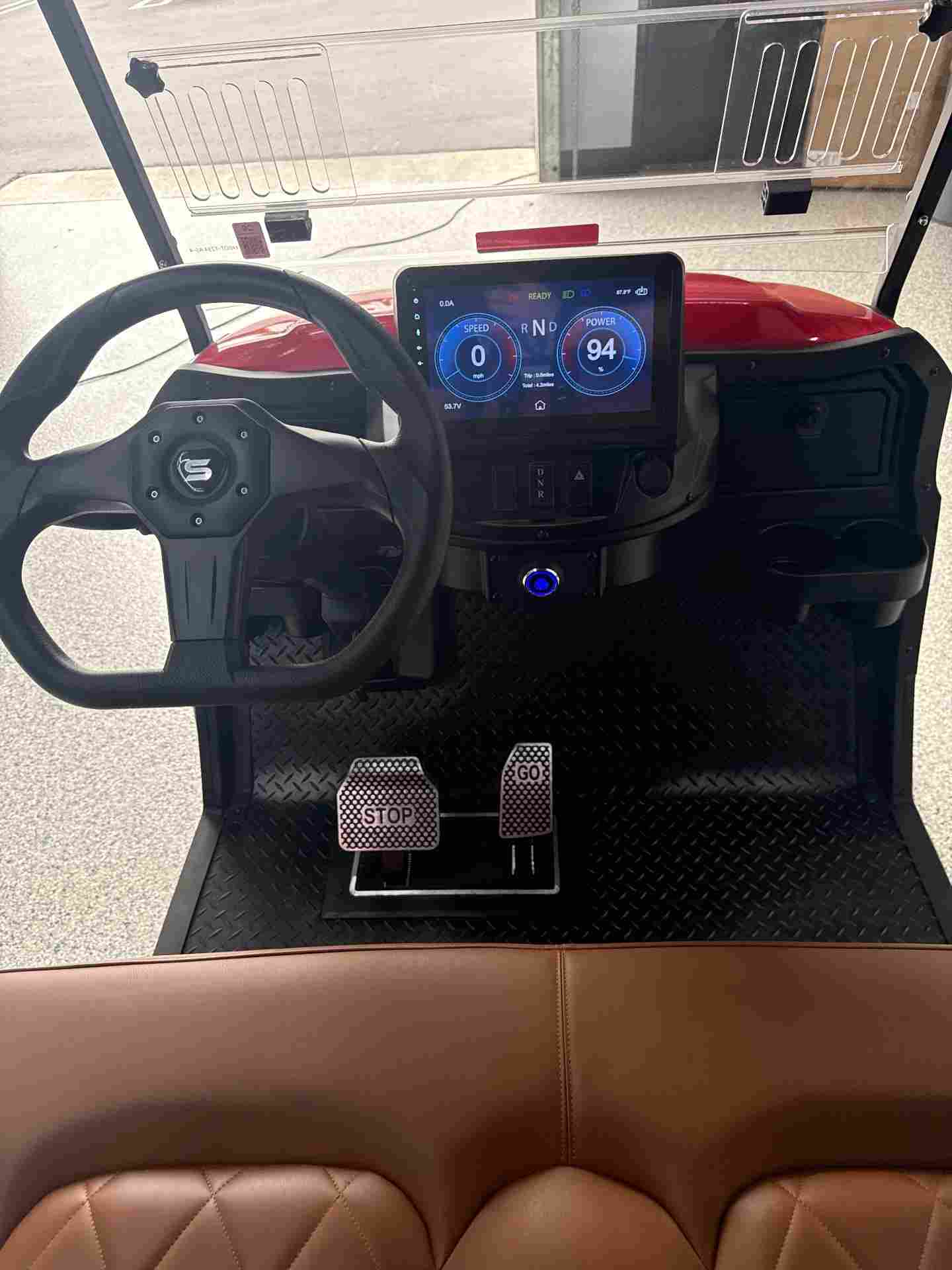 New 2026 Solana F 6P in Red — photo 6 of 12