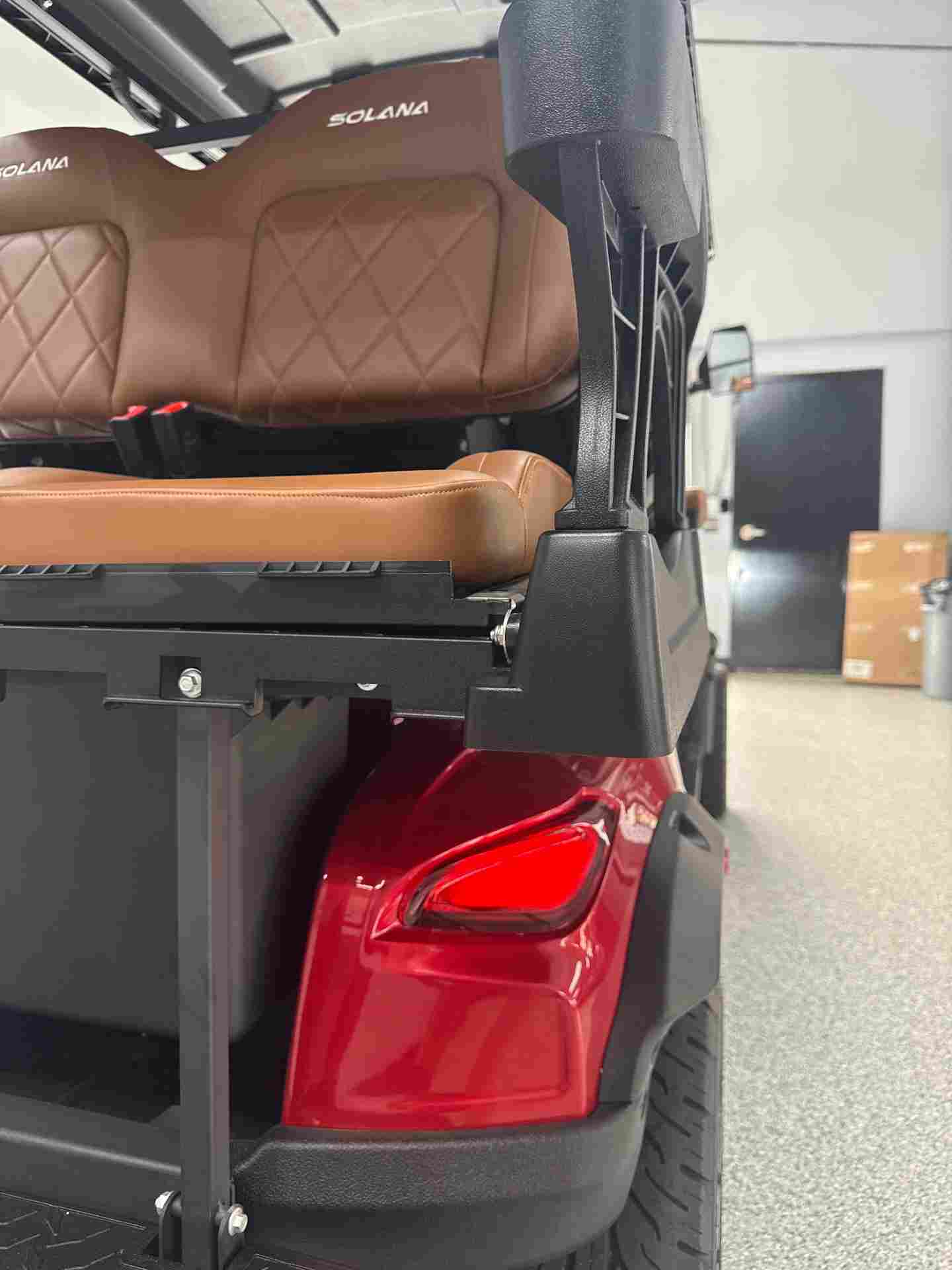 New 2026 Solana F 6P in Red — photo 10 of 12