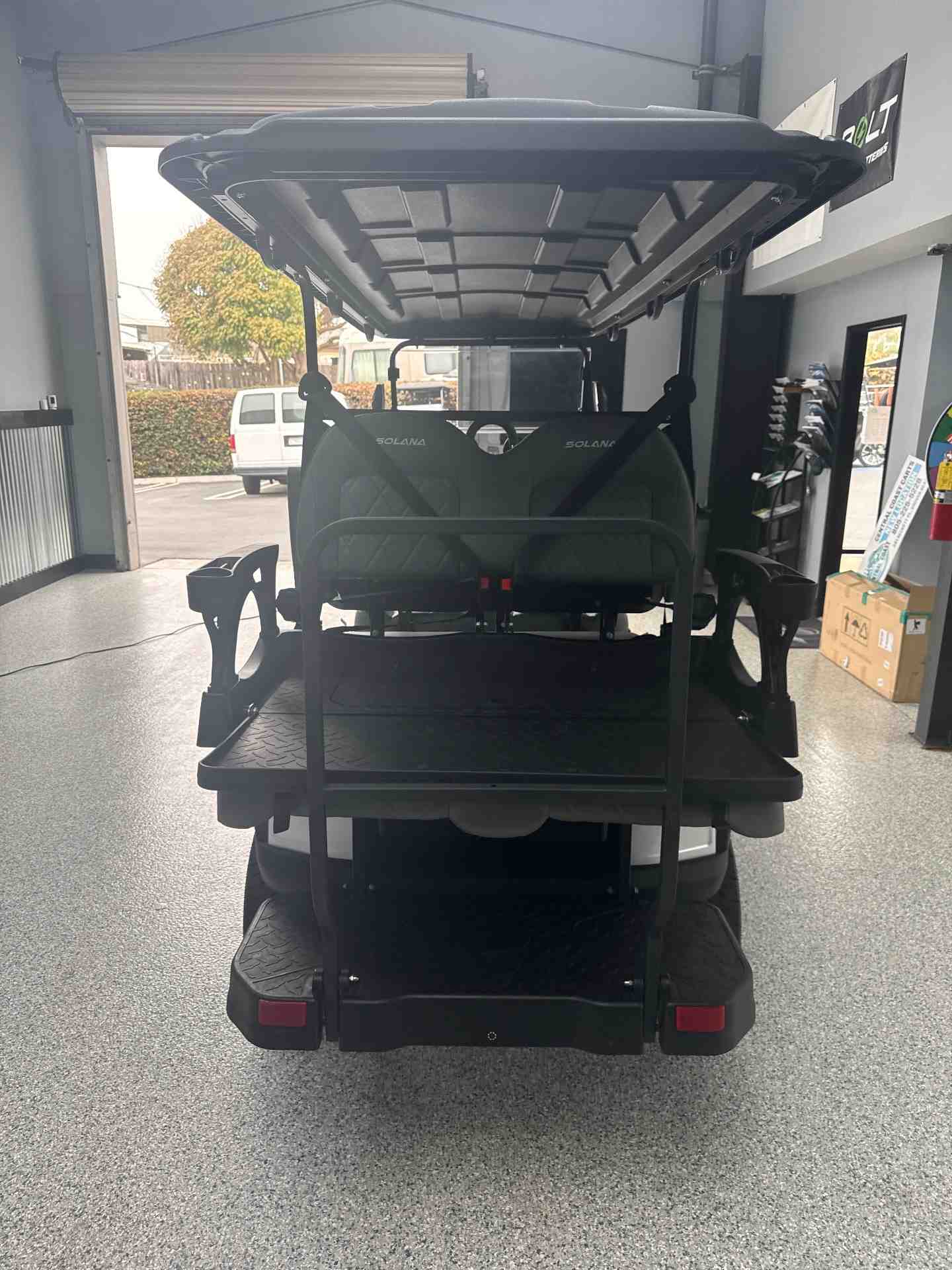 New 2026 Solana F 6P in Silver — photo 9 of 12