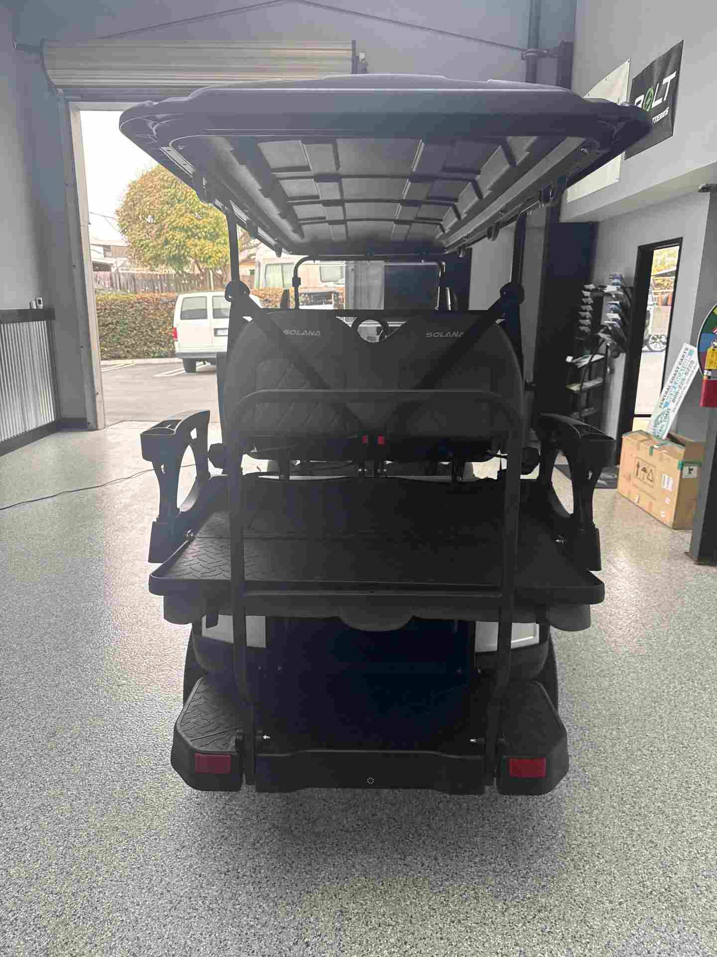 New 2026 Solana F 6P in Silver — photo 9 of 12