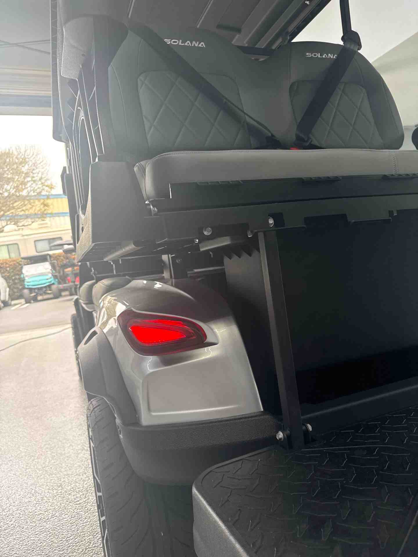 New 2026 Solana F 6P in Silver — photo 11 of 12