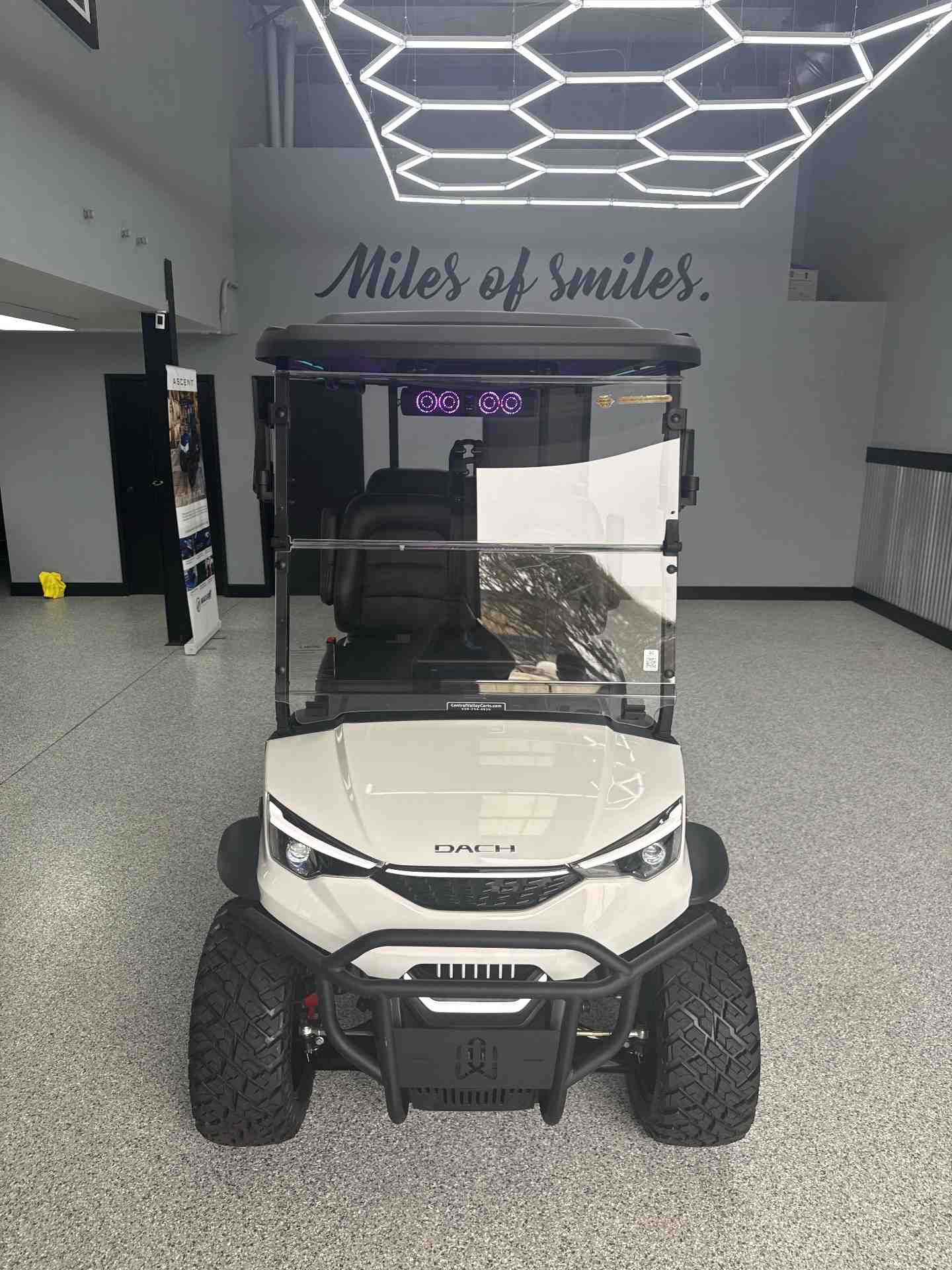 New 2026 Dach Apollo Gen 2 in White — photo 2 of 12