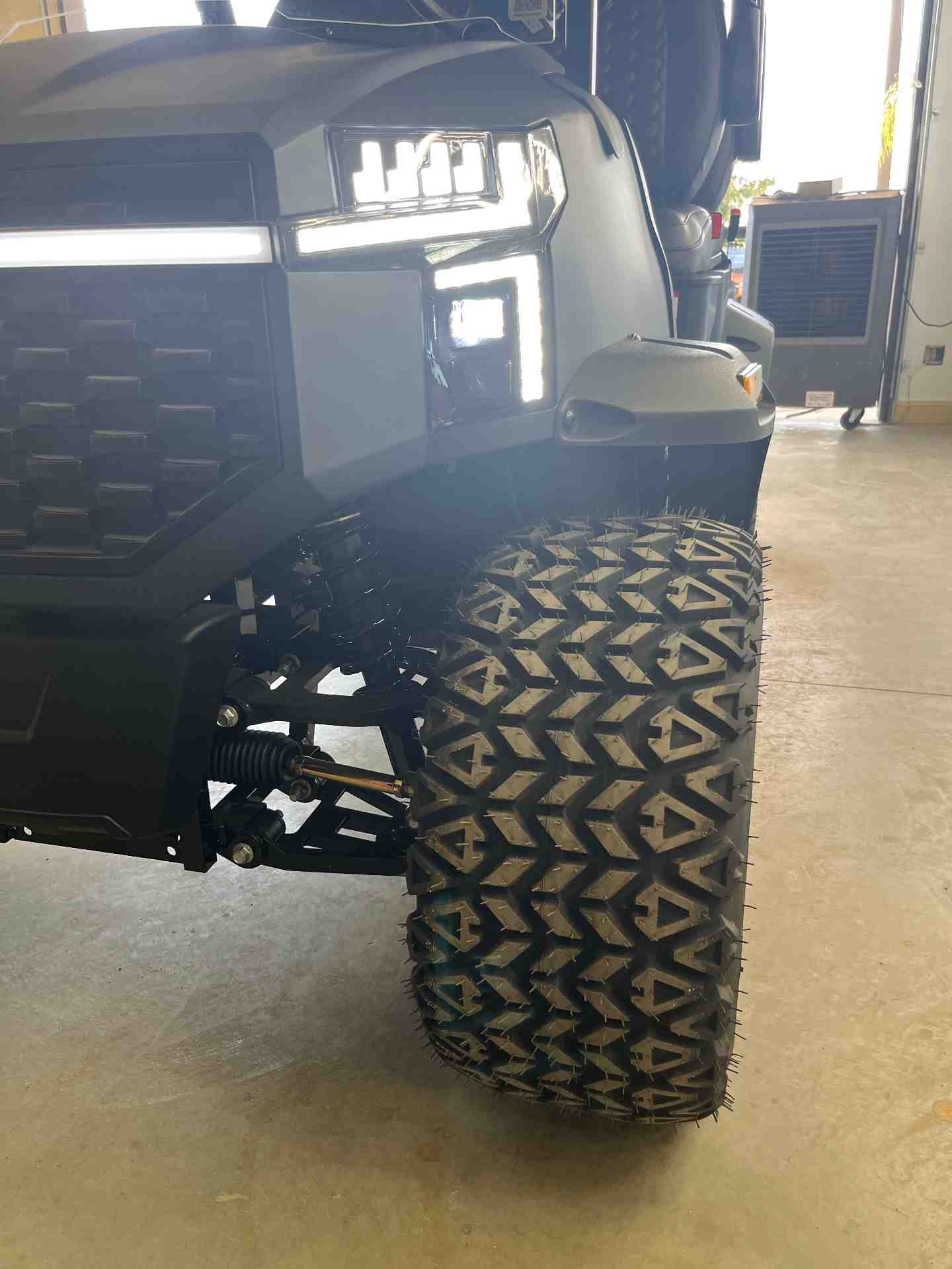 New 2026 BLP Zevo in Matte Grey — photo 4 of 8