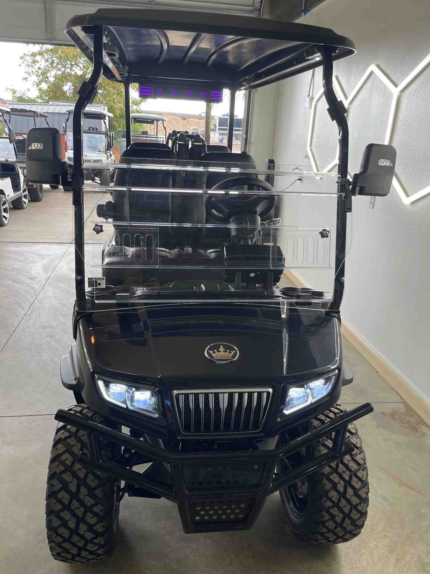 New 2027 Evolution D5 Maverick 4 Plus in Arctic Gray — photo 2 of 8
