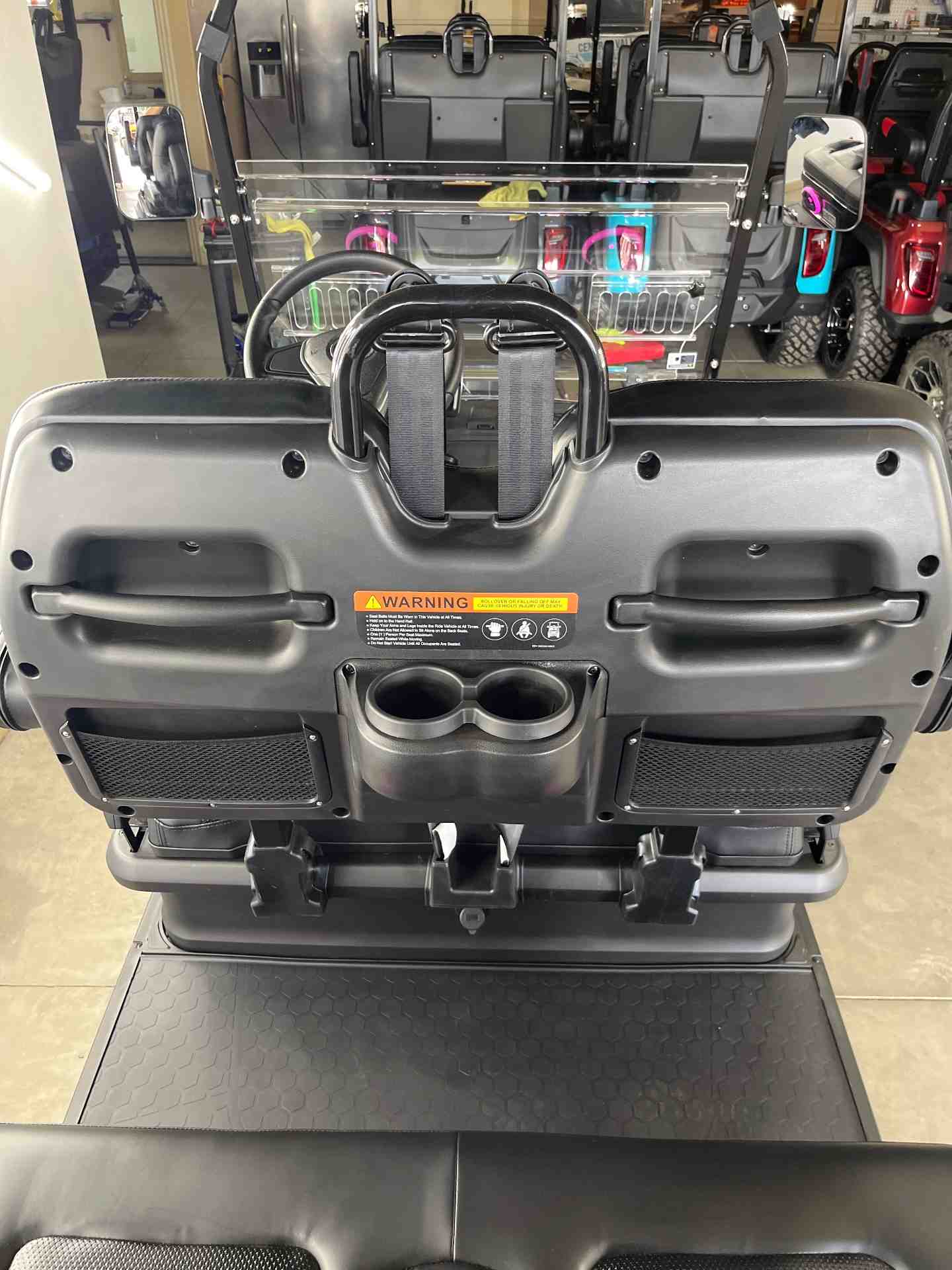 20261023_143114152_1 New 2027 Evolution D5 Maverick 4 Plus in Black Sapphire — photo 7 of 8