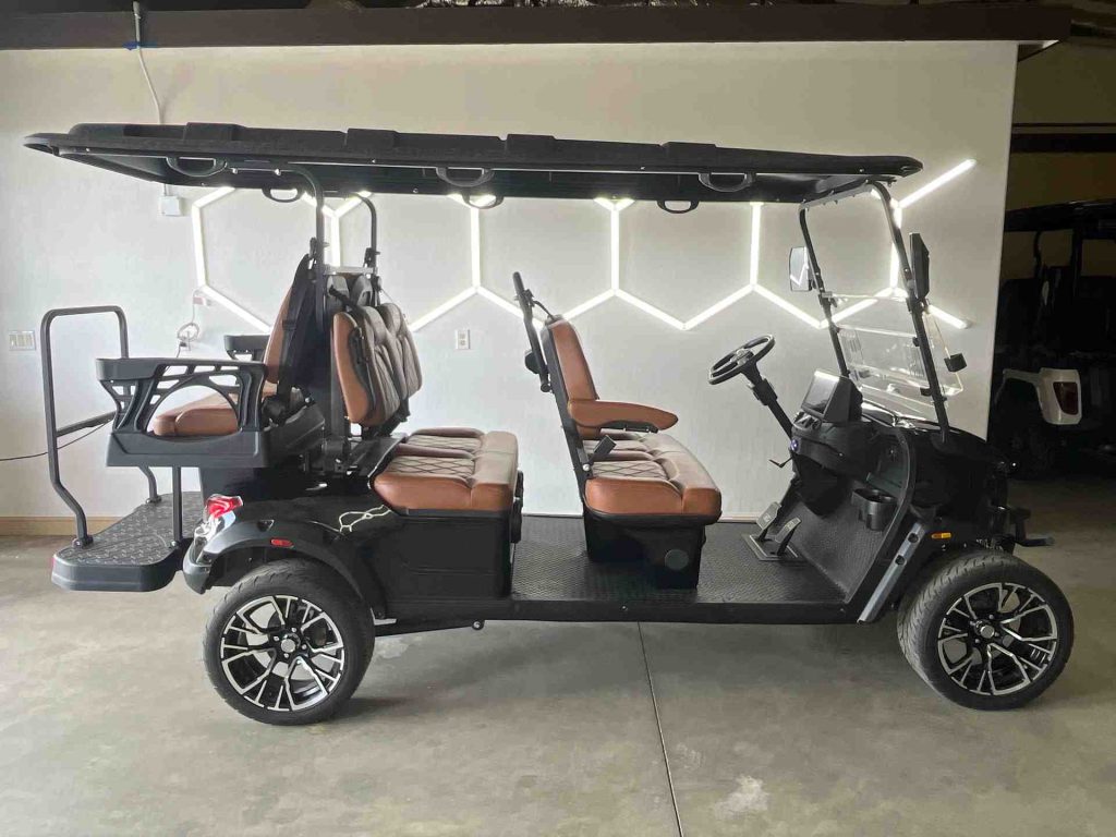 New 2026 Solana F 6P in Black — photo 1 of 9