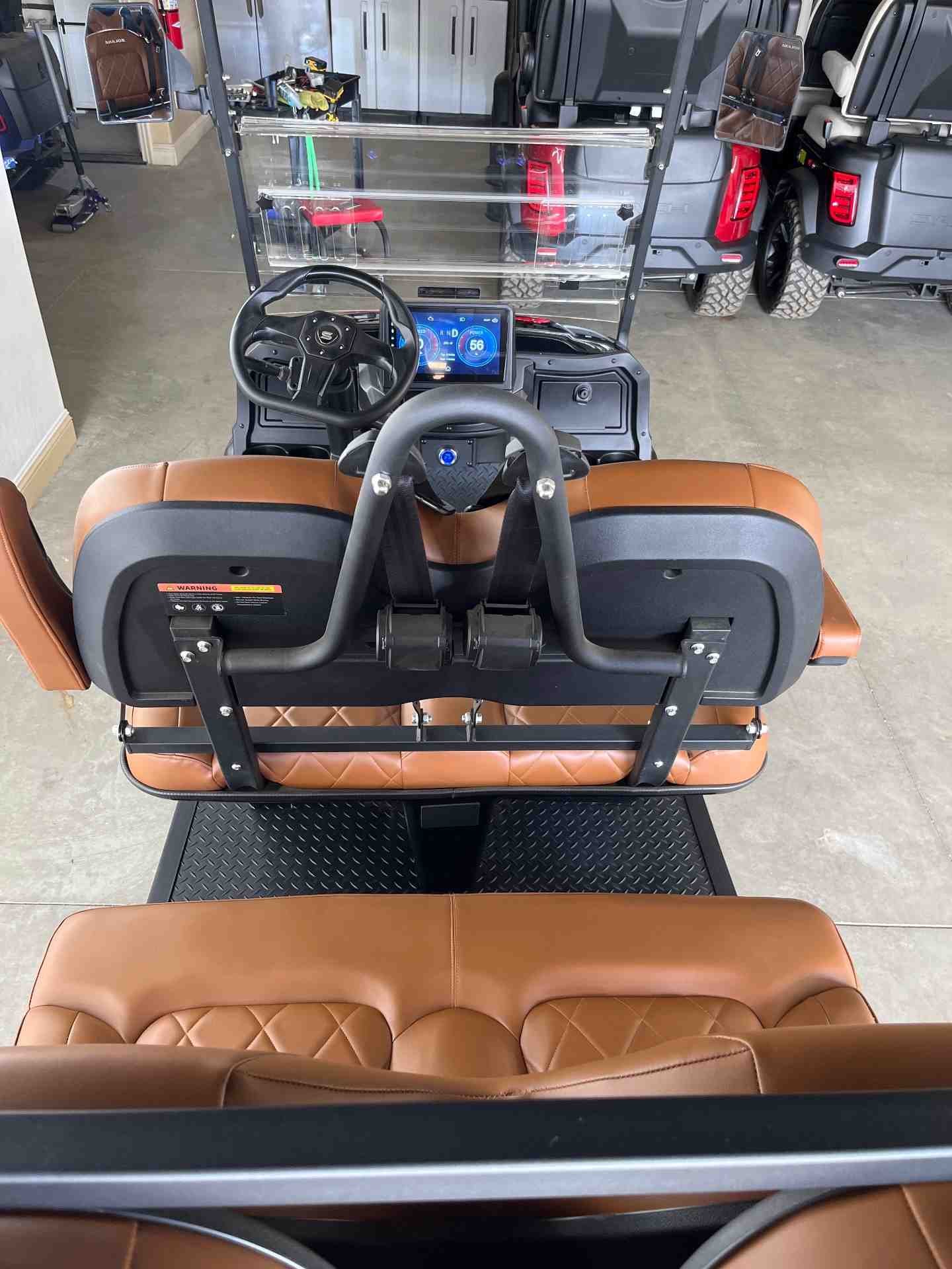New 2026 Solana F 6P in Black — photo 8 of 9