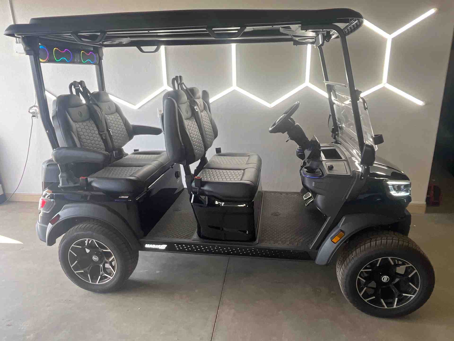New 2026 Madjax Ascent in Black — photo 1 of 8
